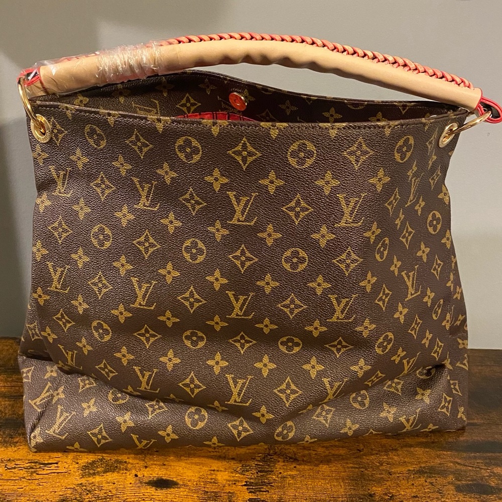 Women’s Handbag